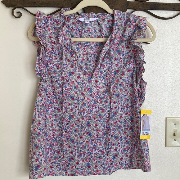 BB Dakota Size Medium Ditzy floral print ruffled top cotton blouse NWT - Picture 5 of 6